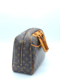 Louis Vuitton Deauville Monogram Canvas