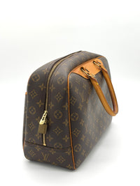 Louis Vuitton Deauville Monogram Canvas