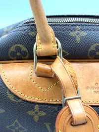Louis Vuitton Deauville Monogram Canvas