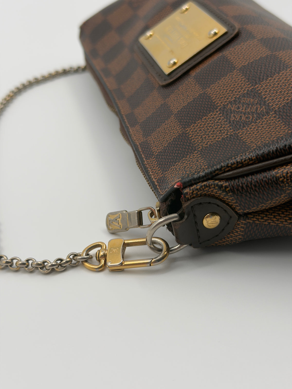Louis Vuitton Damier Ebene Eva Clutch